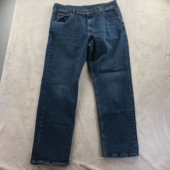 2 Wrangler Mens Jeans 34x29 Measured Relaxed Fit Blue Denim Classic Casual - Picture 4 of 16